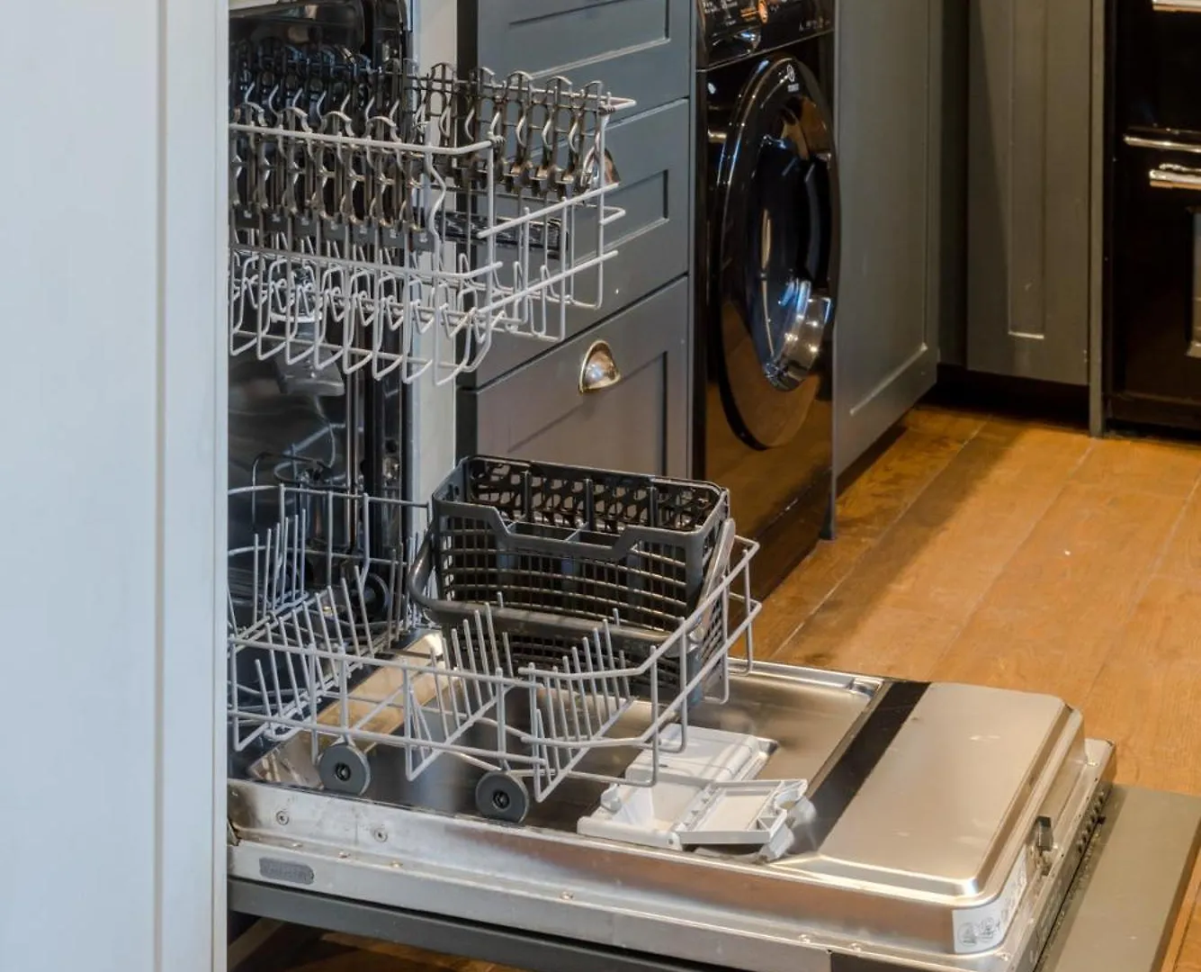Bright De Beauvoir Pied A Terre London Apartment