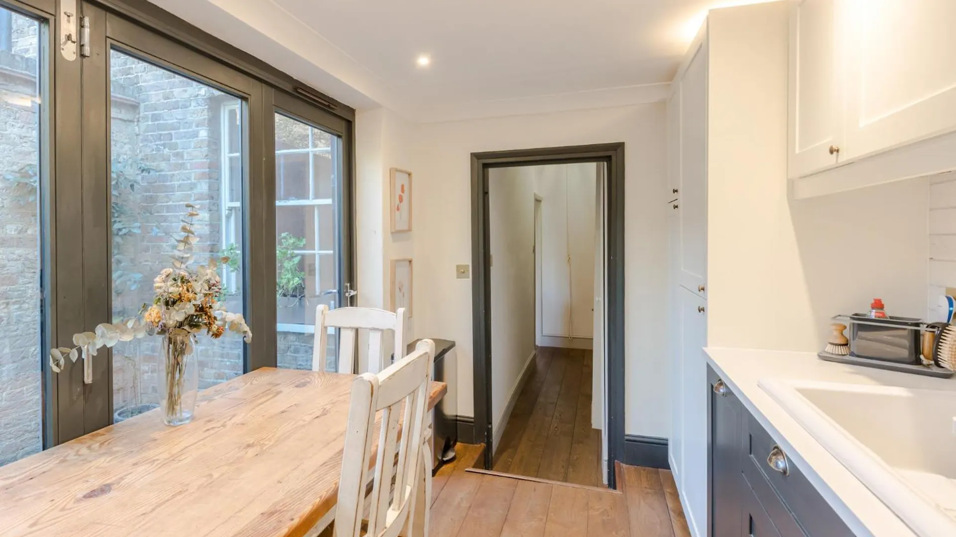 Bright De Beauvoir Pied A Terre London 0*,