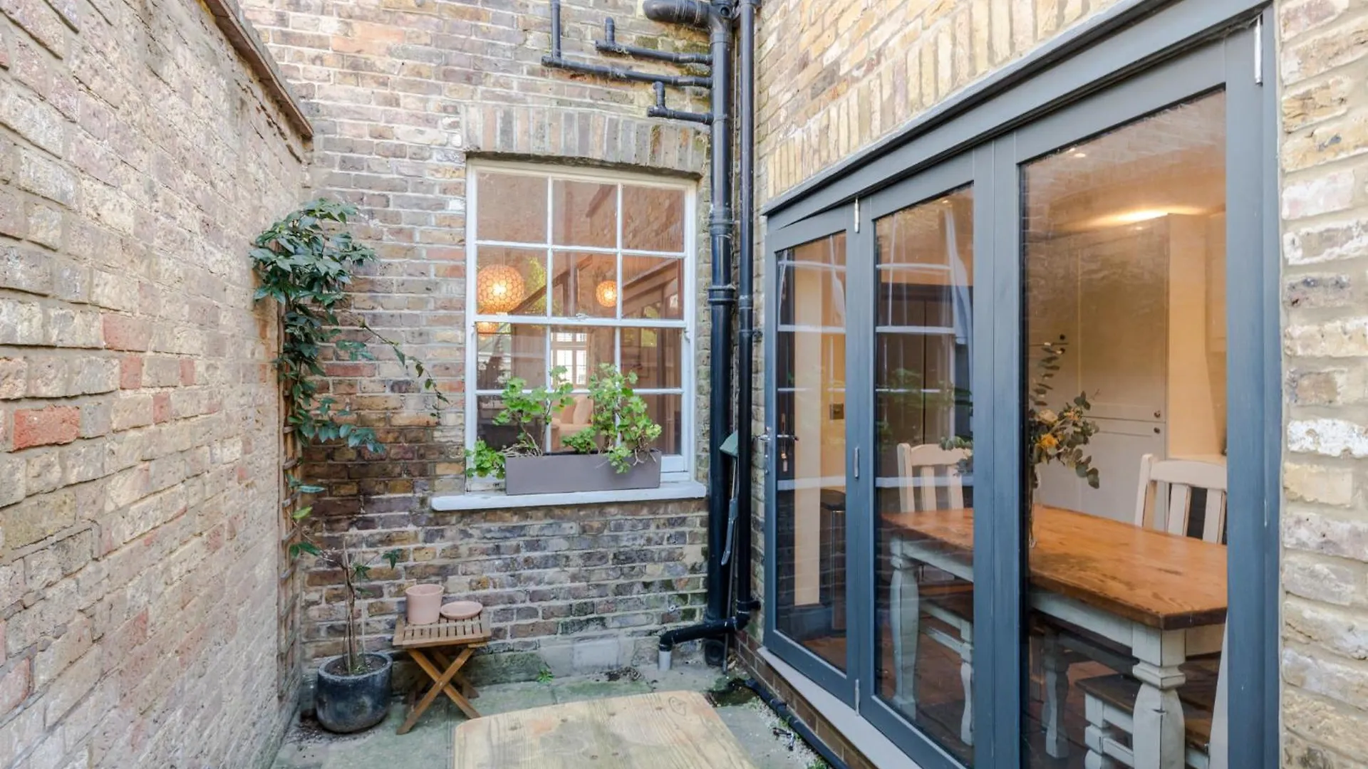 Bright De Beauvoir Pied A Terre location